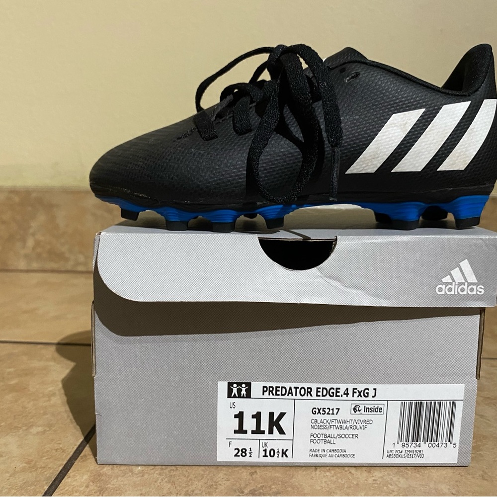 Predator Edge Kids Soccer Cleats 11K